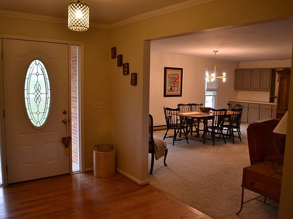 Hardwood in entry and hall