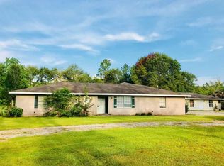 340 Sycamore Rd, Carriere, MS 39426