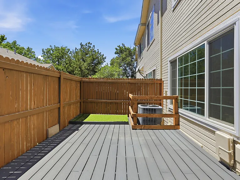 241 N Quari St — Photo 33
