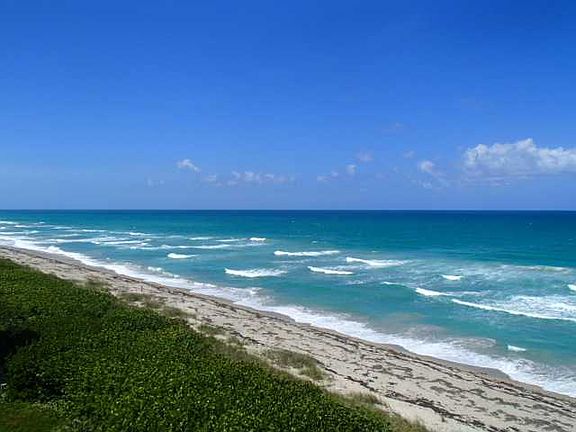 3rd image of 7430 S Ocean Dr APT B619