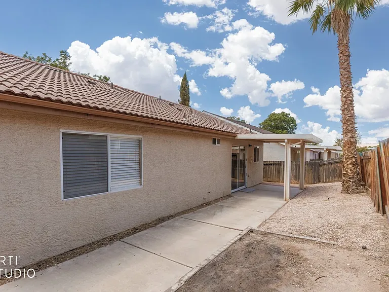 841 Tucson St — Photo 21