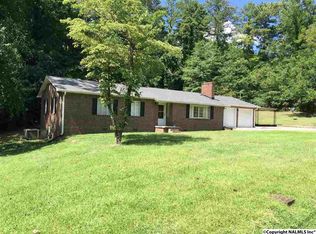 2516 Hillcrest Dr, Gadsden, AL 35904