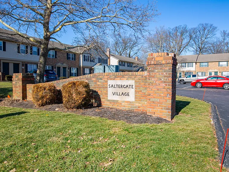 7778 Deercrest Ct — Photo 47