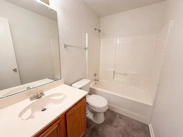 10304 Pondwood Dr — Photo 10
