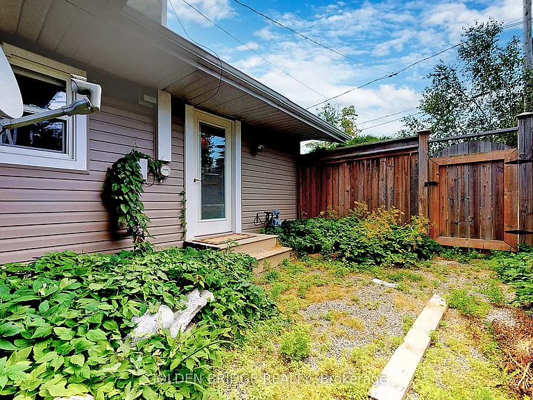 196 S Channel Dr — Photo 22