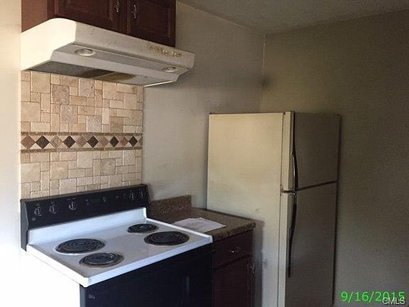 4th image of 599 Glendale Ave