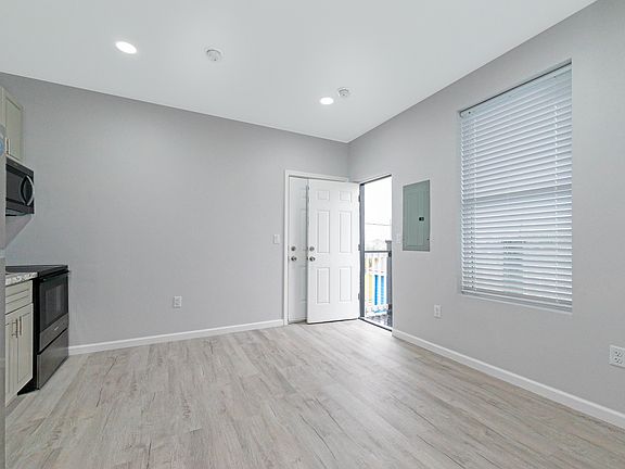 3rd image of 807 Avenue K #A