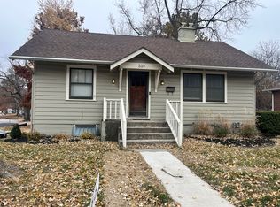 310 SW 3rd St, Lees Summit, MO 64063