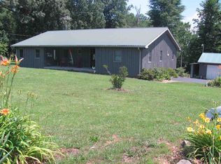 1390 Little Bear Hwy, Gilbertsville, KY 42044