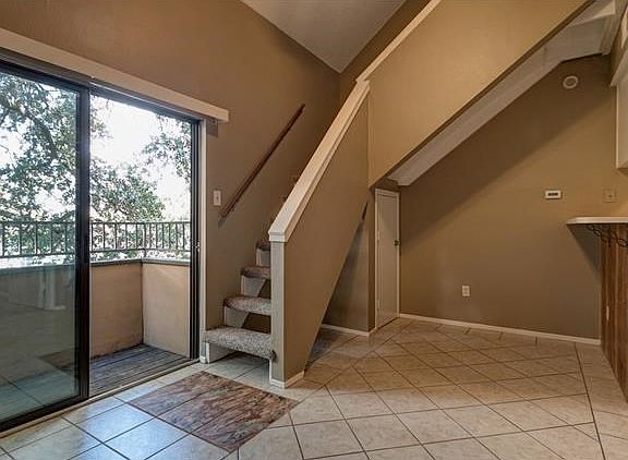 4th image of 2714 Nueces St APT 204