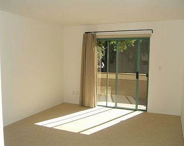 3rd image of 1444 S Saltair Ave APT 304