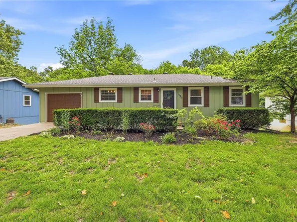 1525 N 75th Dr, Kansas City, KS 66112