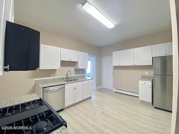 5th image of 1416 Corlies Ave