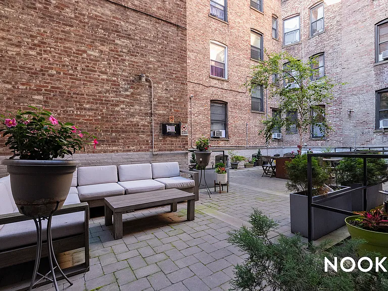 309 Washington Ave #A15 — Photo 25