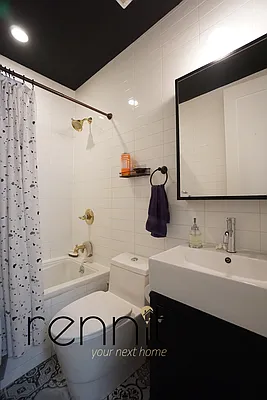 Rented by Rennit Inc. | media 18