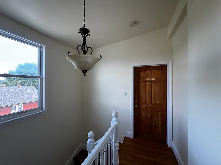Hume Ave — Photo 15