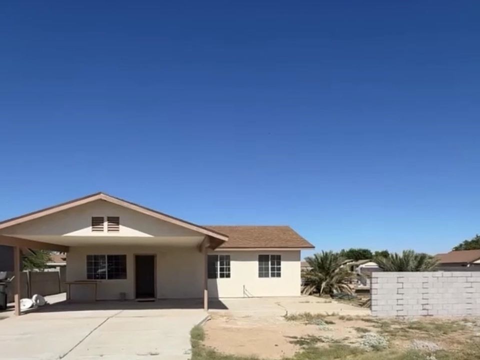 1st image of 8792 E 39th Pl