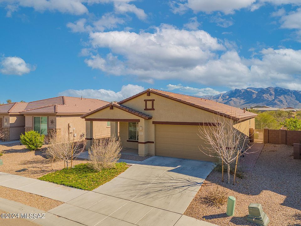 1st image of 3011 W Willow Moon Trl