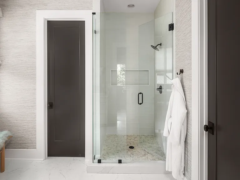 3718 Woodlawn Dr — Photo 38