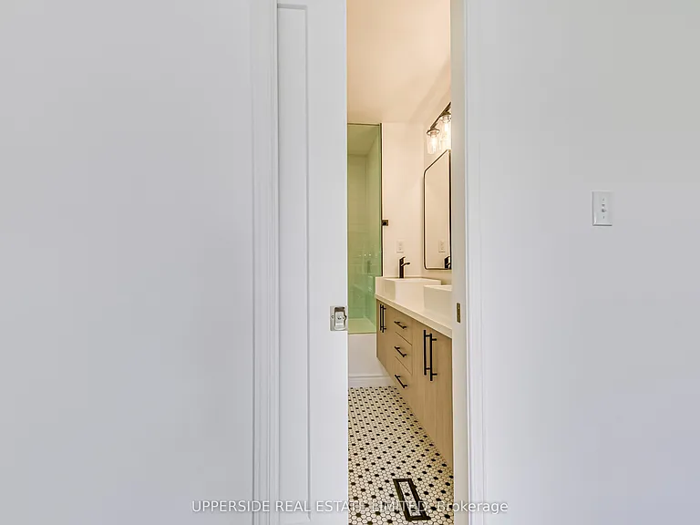 2341 Parkhaven Blvd W #5 — Photo 18