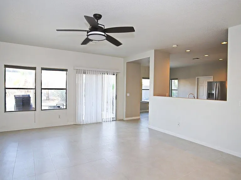 8833 S 13th Pl — Photo 16