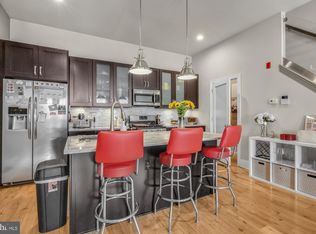 1244 N Front St #1, Philadelphia, PA 19122