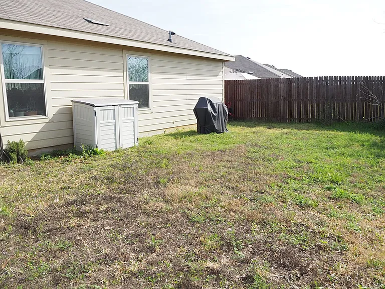 401 Wilson Way — Photo 32