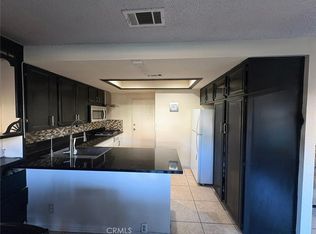 6100 Arbutus Ave Unit 42, Huntington Park, CA 90255