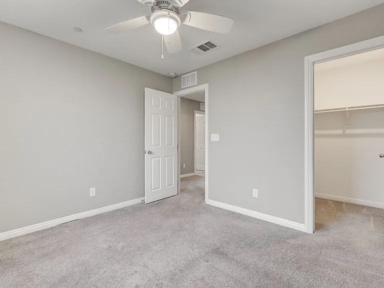 10669 Sariah Skye Ave — Photo 21