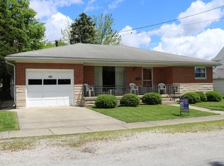 105 W Ohio St, Oblong, IL 62449