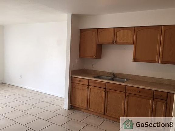 5th image of 1204 E Yukon St APT A