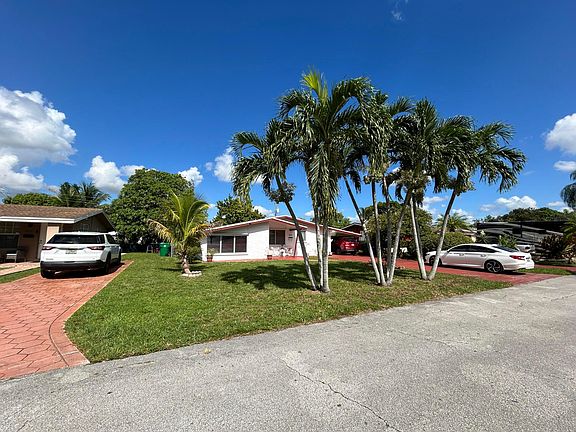 2nd image of 2618 Havana Drive