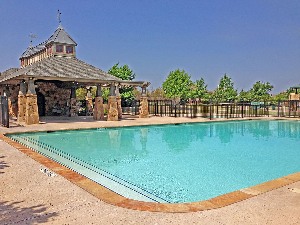 1st image of 1000 Moss Cliff Cir