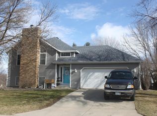 2638 Westview Ln NW, Rochester, MN 55901