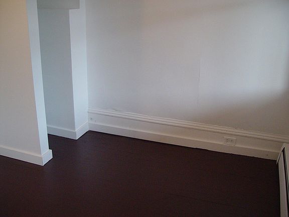 5th image of 639 Haws Ave #1