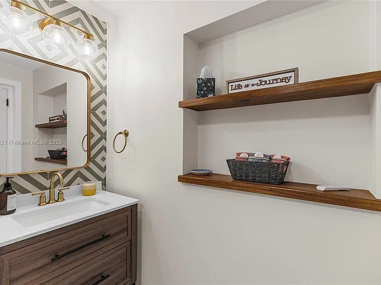 1116 SE 13th Ct — Photo 22