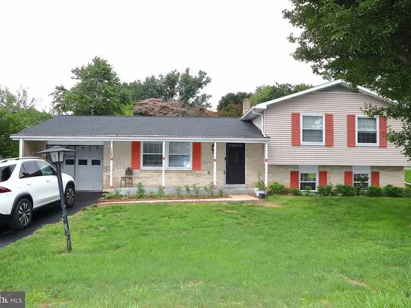 1700 Stone Mill Rd, Lancaster, PA 17603