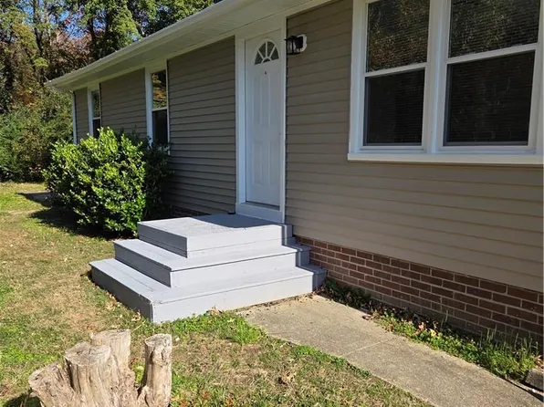 1078 Sandy Narrows Ct, Virginia Beach, VA 23454