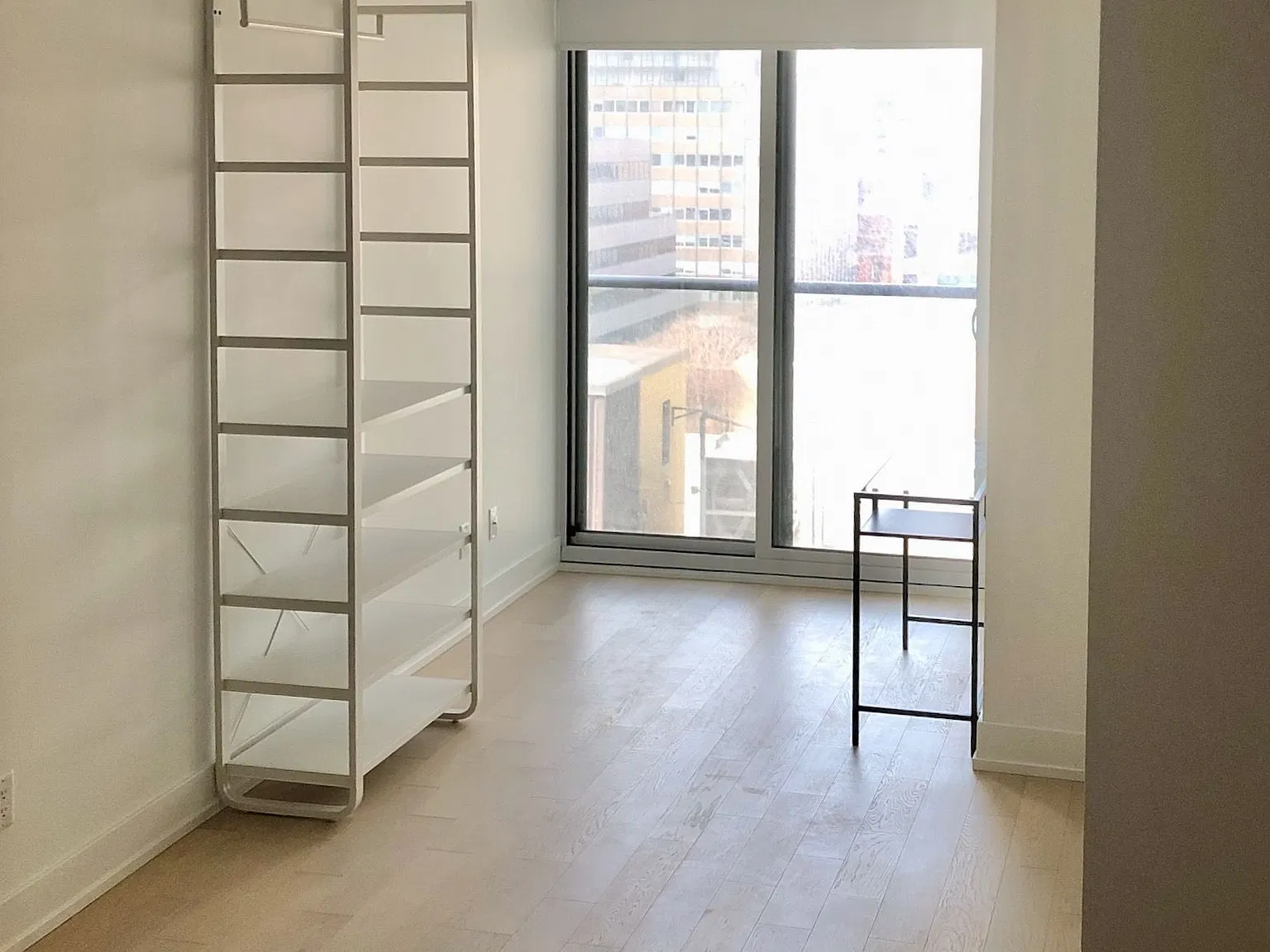 Studio, $2,100 — Photo 4