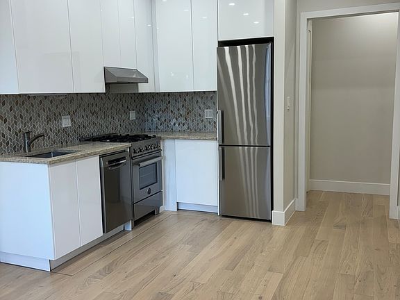 3rd image of 500 W End Ave APT 7J