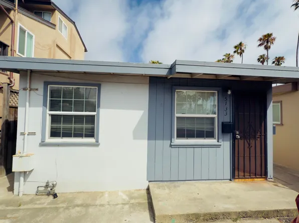 Awesome beach cottage across the Street from the Beach!, 5133 W Point Loma Blvd, San Diego, CA 92107
