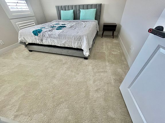 3rd image of 141 Evergreen Way #3