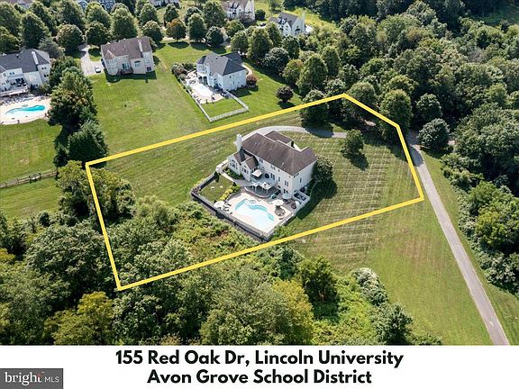 2nd image of 155 Red Oak Dr