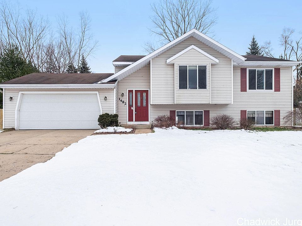 1st image of 1482 Gunnink Dr SE