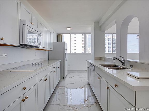 4th image of 6422 Collins Ave APT 802