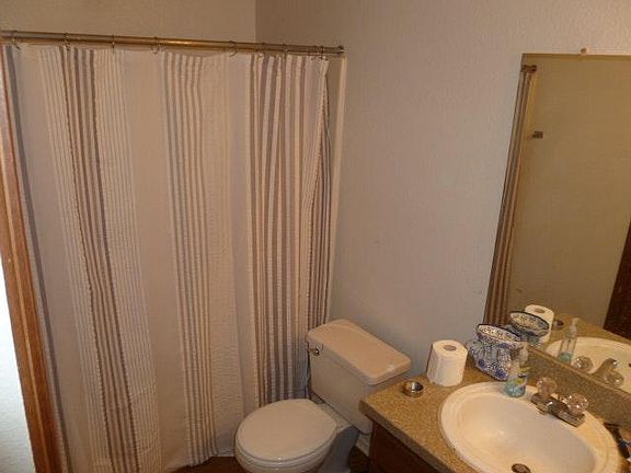 4th image of 205 Craddock Ave APT A2