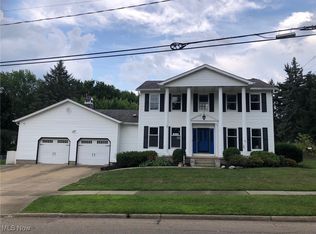 2068 Daniels Ave, Akron, OH 44312