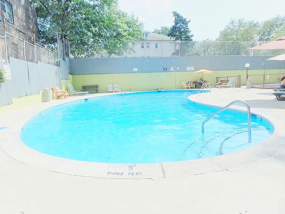 1st image of 35-20 Leverich St #502