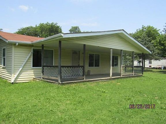 3rd image of 703 N 6th St