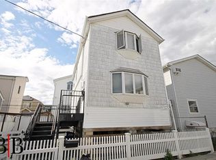 35 Melba Ct, Brooklyn, NY 11229